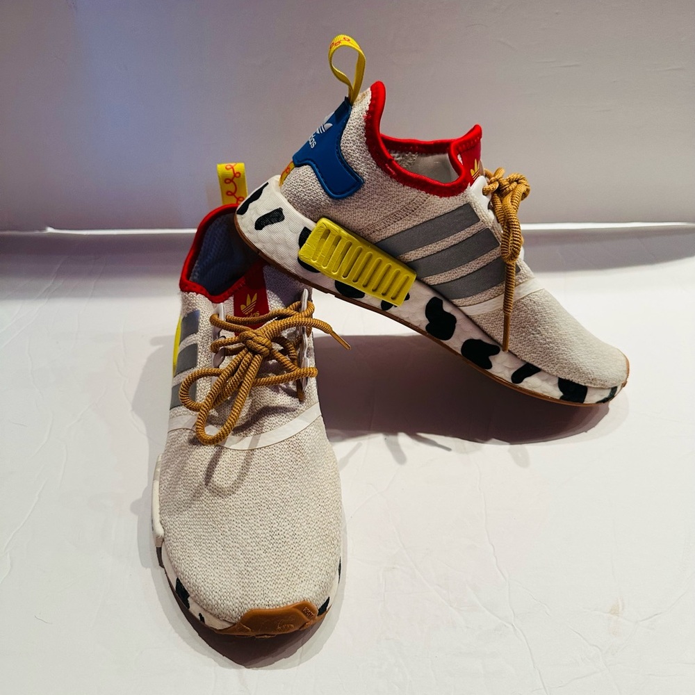 adidas TOY STORY X NMD_R1 ‘SHERIFF WOODY' Youth Size 2.5